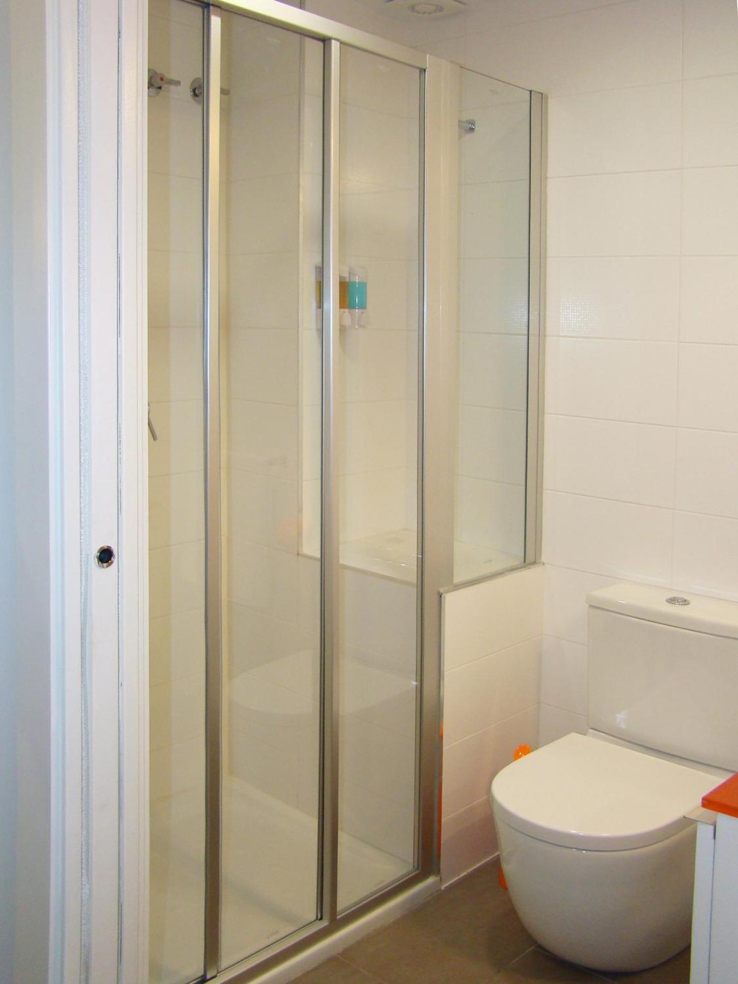 Bekale Hotel Ea Екстериор снимка